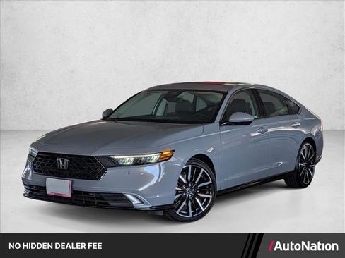 Used 2025 Honda Accord Touring image 1