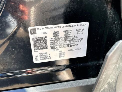 Used 2023 GMC Terrain SLE w/ Driver Convenience Package image 35