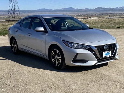 Used 2023 Nissan Sentra SV FWD image 11