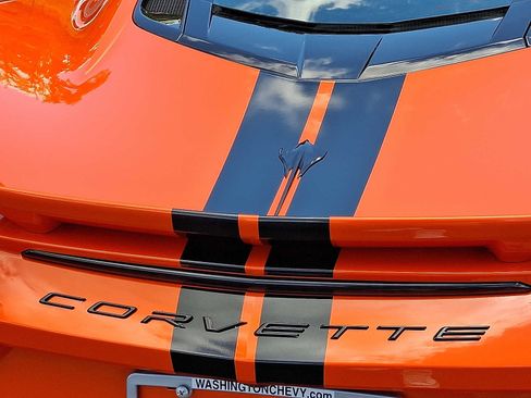 Used 2020 Chevrolet Corvette Stingray Preferred Cpe w/ 2LT Preferred Equipment Group RWD image 29