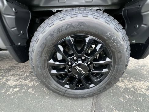 New 2026 Chevrolet Silverado 2500 Custom image 31