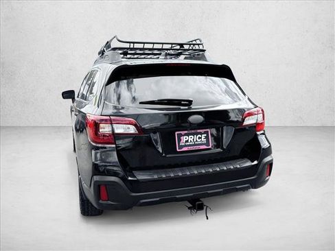 Used 2018 Subaru Outback 3.6R Limited AWD/4WD image 5