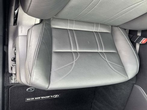 Used 2022 Lexus ES 350 Ultra Luxury image 19