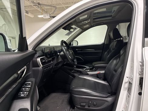 Used 2025 Kia Telluride S AWD/4WD image 21