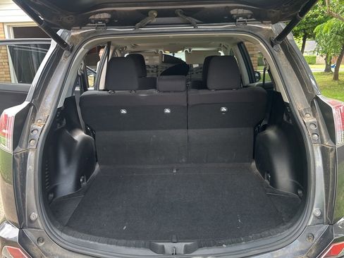 Used 2016 Toyota RAV4 XLE FWD image 24