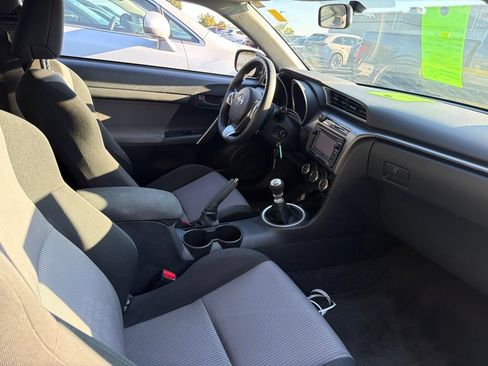 Used 2014 Scion tC FWD image 5