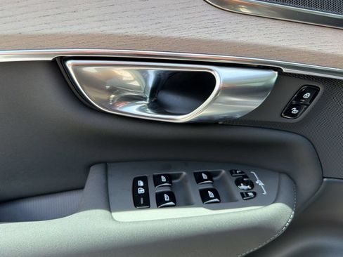 New 2026 Volvo XC90 B5 Core w/ Protection Package AWD/4WD image 12
