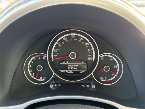 Used 2014 Volkswagen Beetle 1.8T image 29