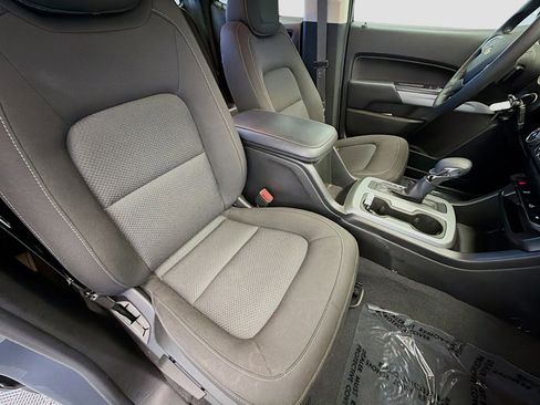 Used 2022 Chevrolet Colorado LT image 15