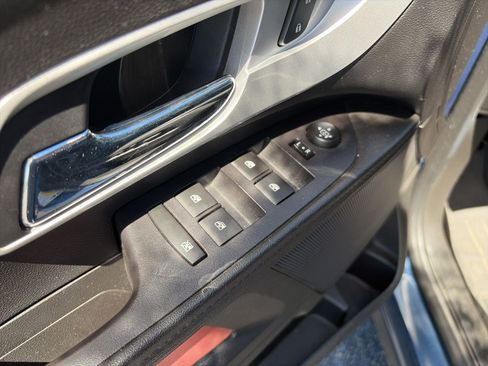 Used 2016 Chevrolet Equinox LT w/ Convenience Package image 14