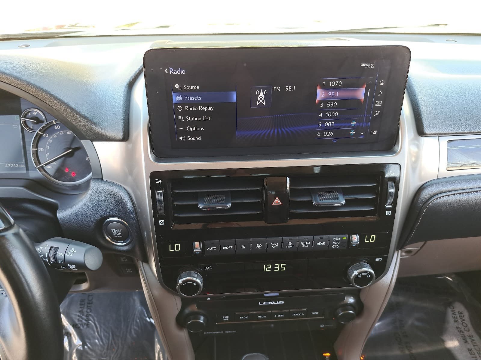 Used 2022 Lexus GX 460 Premium w/ Premium Package AWD/4WD image 22