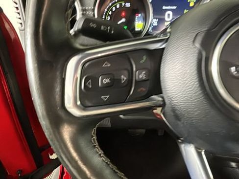 Used 2023 Jeep Wrangler Unlimited Sahara w/ Cold Weather Group AWD/4WD image 15