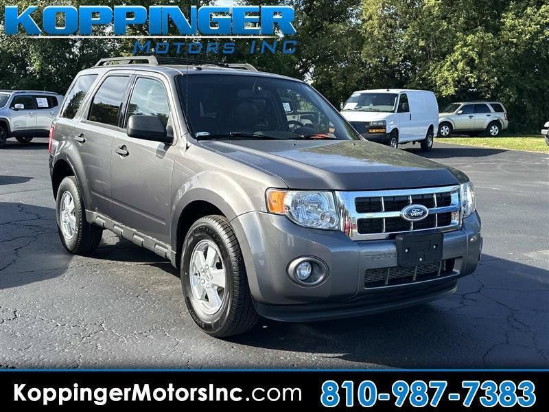 Used 2012 Ford Escape XLT w/ Canadian Winter Pkg FWD image 1