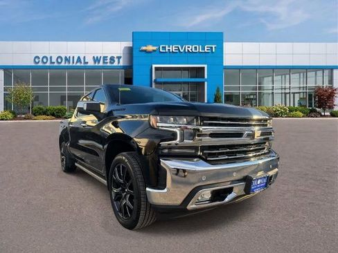 Used 2022 Chevrolet Silverado 1500 LTZ w/ LTZ Convenience Package II AWD/4WD image 14