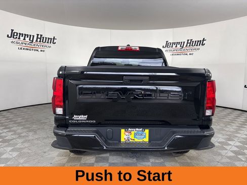 Used 2024 Chevrolet Colorado W/T image 6