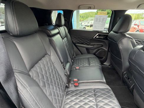 Used 2022 Mitsubishi Outlander SEL AWD/4WD image 18