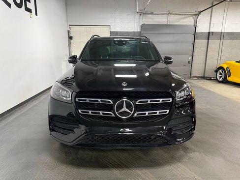 Used 2021 Mercedes-Benz GLS 580 4MATIC image 3
