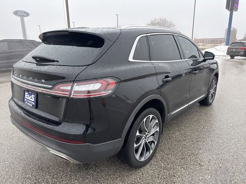 Used 2022 Lincoln Nautilus Reserve image 3