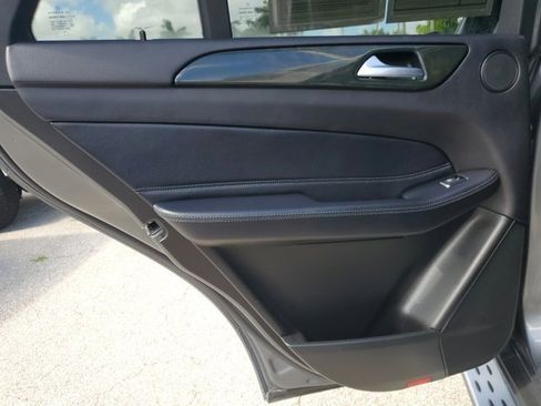 Used 2018 Mercedes-Benz GLE 350 image 16