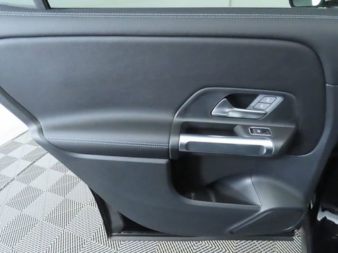 Certified 2025 Mercedes-Benz GLB 250 GLB 250 image 26