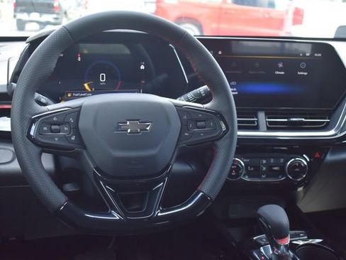 New 2026 Chevrolet Trax RS w/ Driver Confidence Package FWD image 19