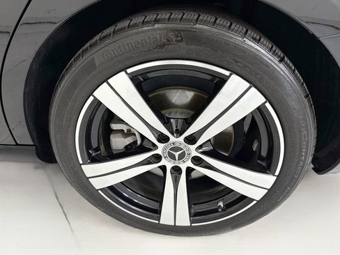 Certified 2025 Mercedes-Benz C 300 Sedan image 30
