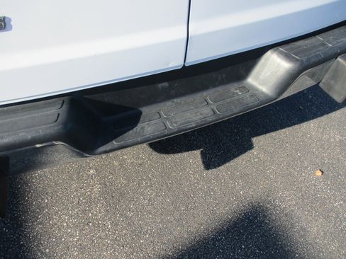 Used 2021 Chevrolet Express 2500 w/ Driver Convenience Package image 19