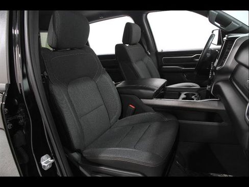 Used 2019 RAM 1500 Big Horn AWD/4WD image 18