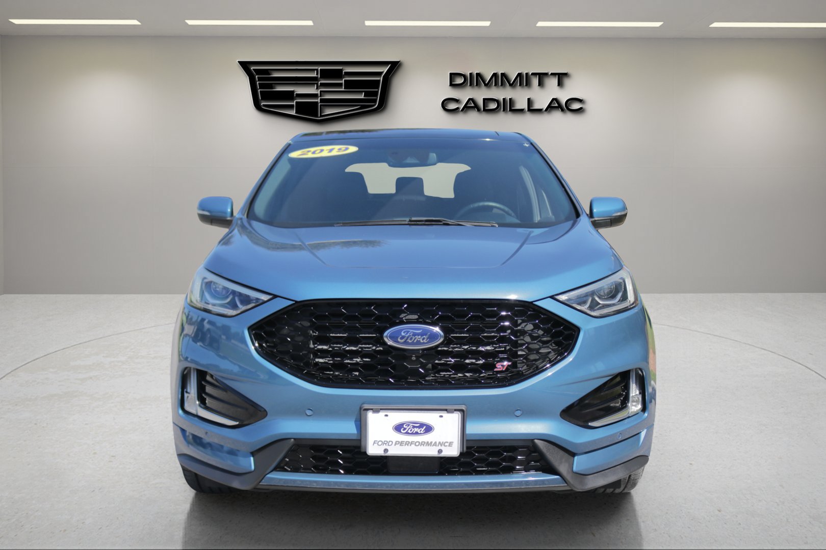 Used 2019 Ford Edge ST w/ Equipment Group 401A AWD/4WD image 2