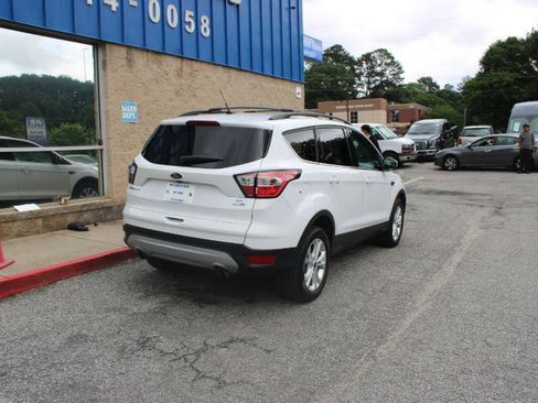Used 2018 Ford Escape SE AWD/4WD image 5