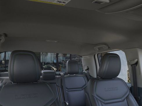 New 2025 Ford Maverick Lobo image 12