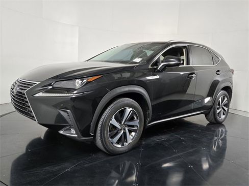 Used 2018 Lexus NX 300 FWD image 2