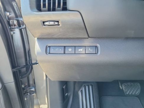 New 2026 Nissan Pathfinder Platinum w/ Cargo Package FWD image 10