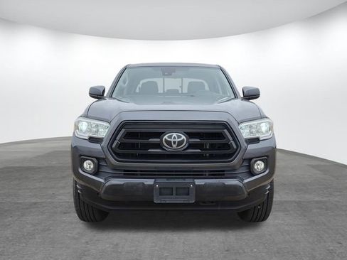 Used 2021 Toyota Tacoma SR w/ SR Convenience Package image 2