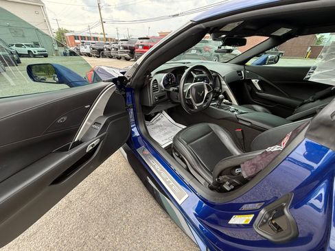 Used 2018 Chevrolet Corvette Grand Sport RWD image 18