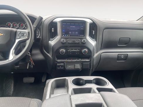 Used 2019 Chevrolet Silverado 1500 LT image 10