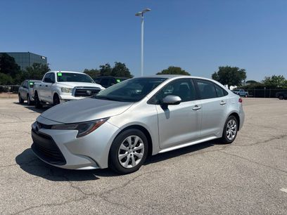 Used 2025 Toyota Corolla LE