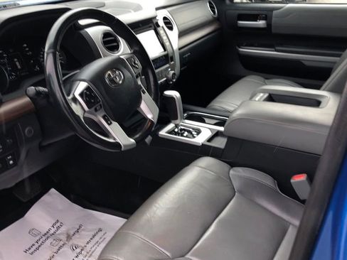 Used 2018 Toyota Tundra Limited w/ Limited Premium Package AWD/4WD image 27