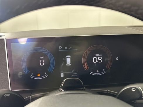 Used 2025 Hyundai Santa Fe XRT image 17