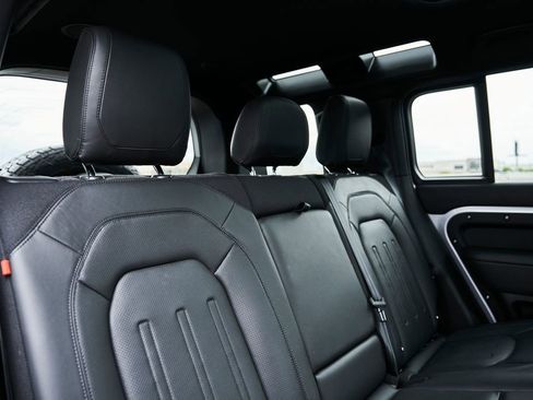 Used 2023 Land Rover Defender 110 X AWD/4WD image 48