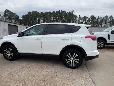Used 2018 Toyota RAV4 LE w/ All Weather Liner Package image 4