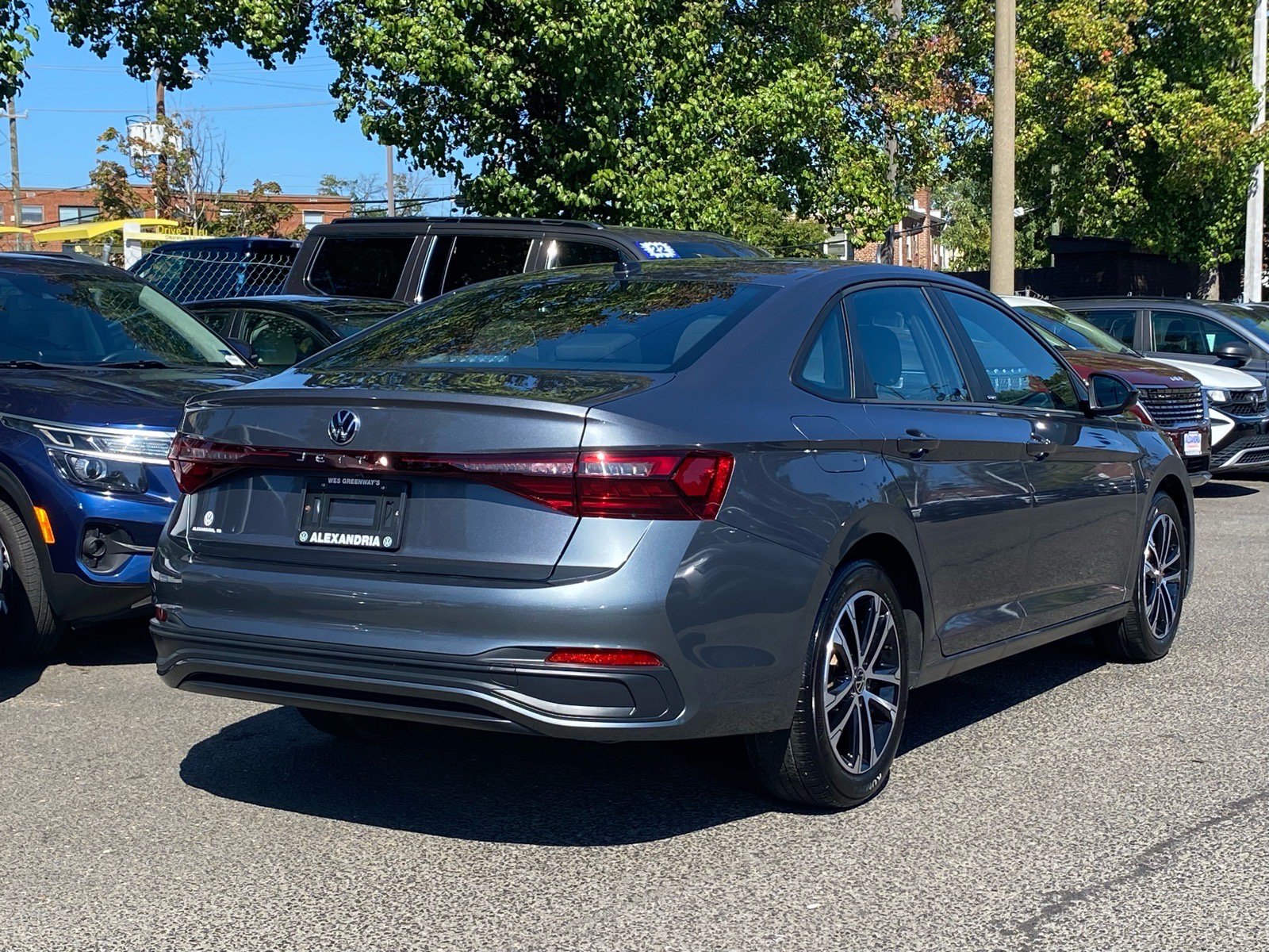 Certified 2025 Volkswagen Jetta Sport FWD image 3