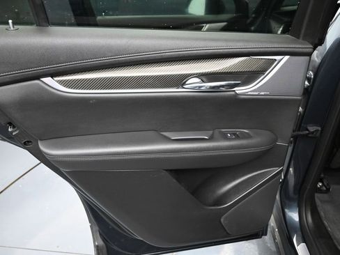 Used 2020 Cadillac XT6 Sport AWD/4WD image 30