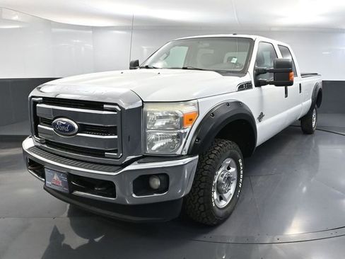 Used 2011 Ford F350 XLT w/ Camper Pkg AWD/4WD image 11
