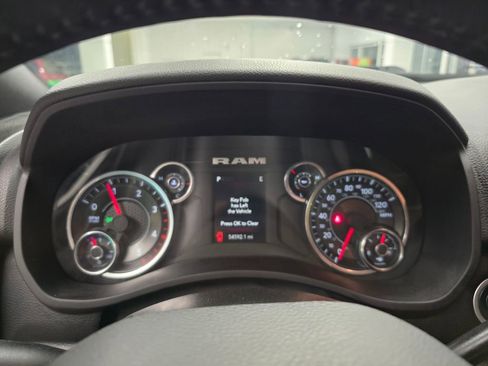 Used 2024 RAM 2500 Big Horn w/ Off Road Package AWD/4WD image 23