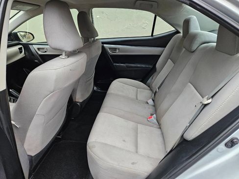 Used 2014 Toyota Corolla LE image 10