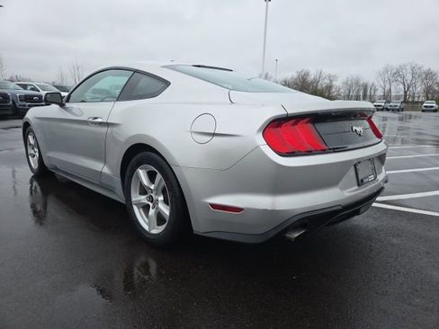 Used 2019 Ford Mustang Coupe image 11