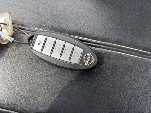 Used 2025 Nissan Altima 2.5 SV image 24