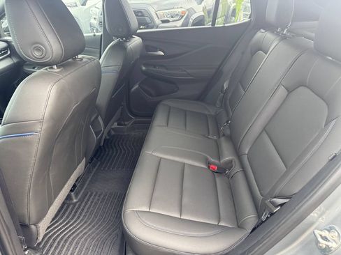 Used 2024 Buick Envista Sport Touring w/ Convenience I Package FWD image 34