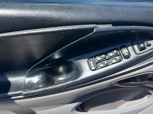 Used 1995 Ford Mustang GT RWD image 11